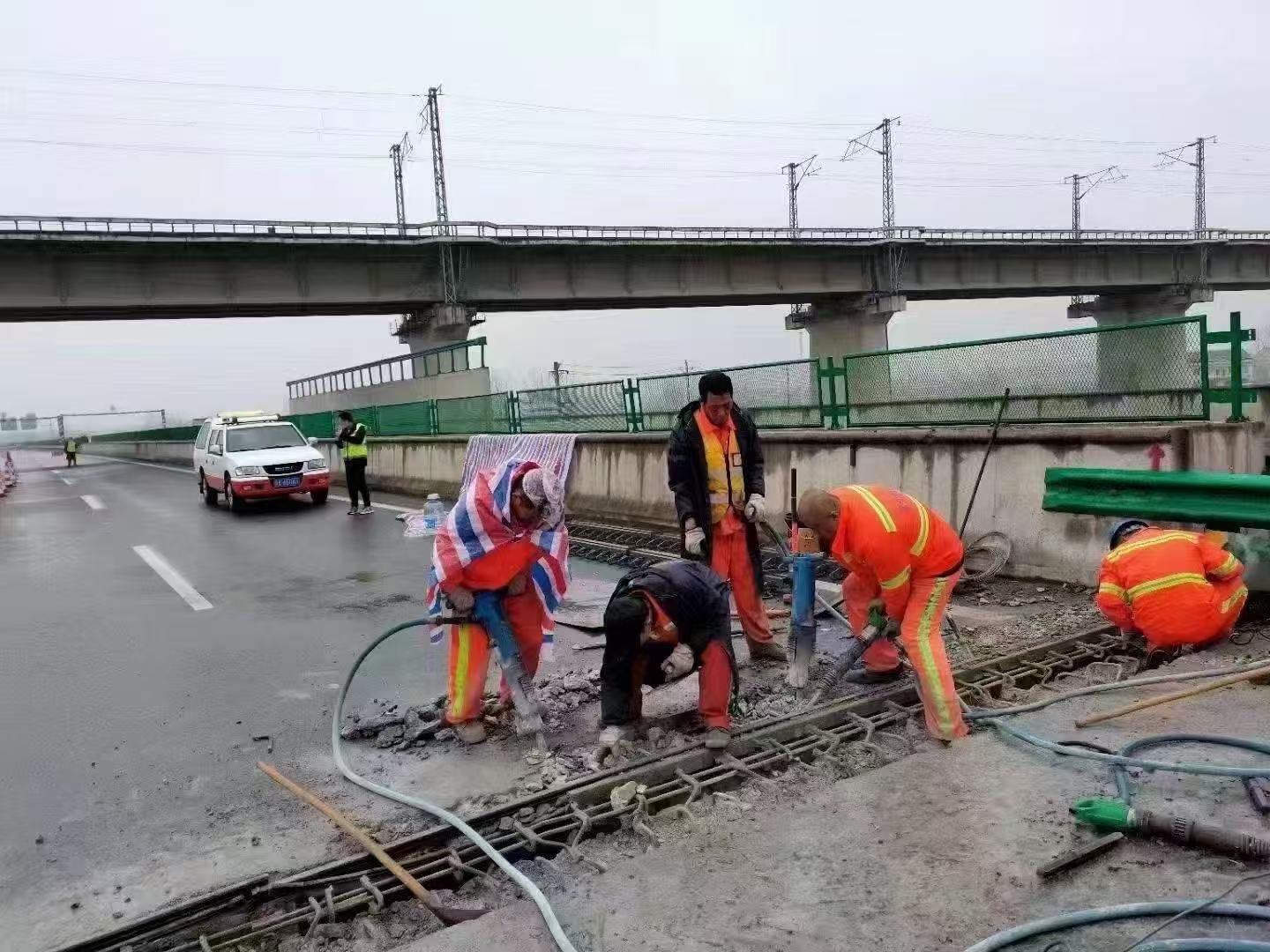 邻水桥梁伸缩缝抢修料